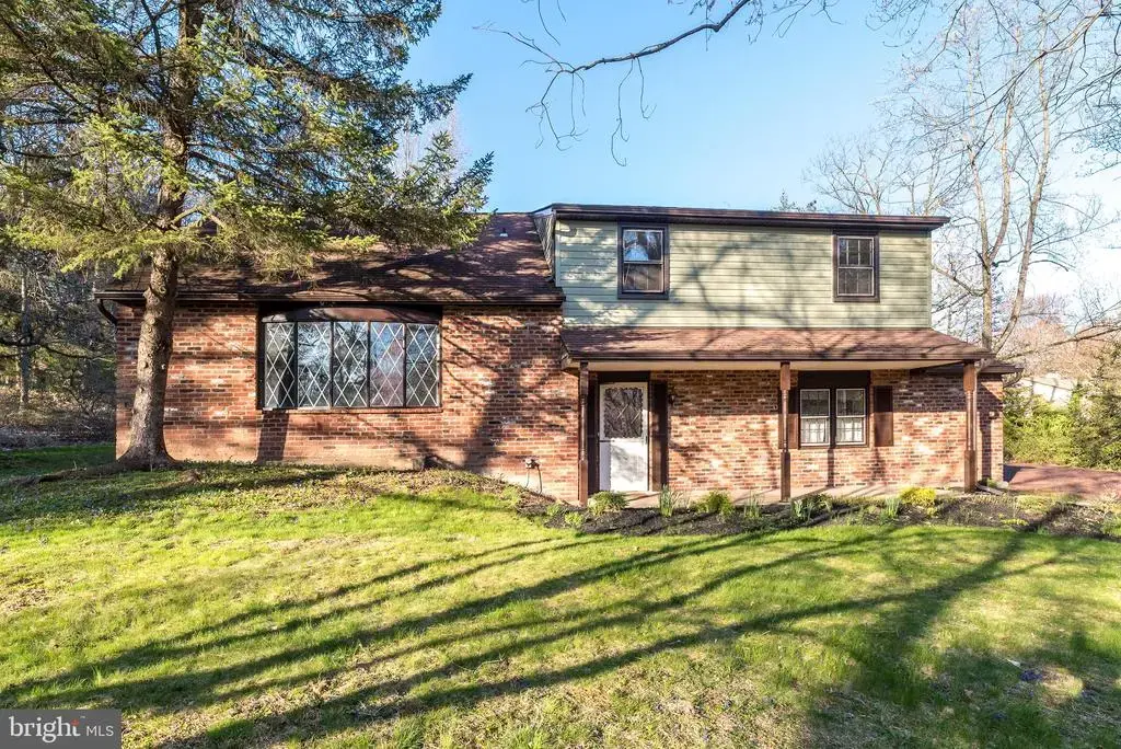 1631 Keystone Dr, HATFIELD