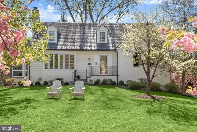 5120 Upton St Nw, Washington