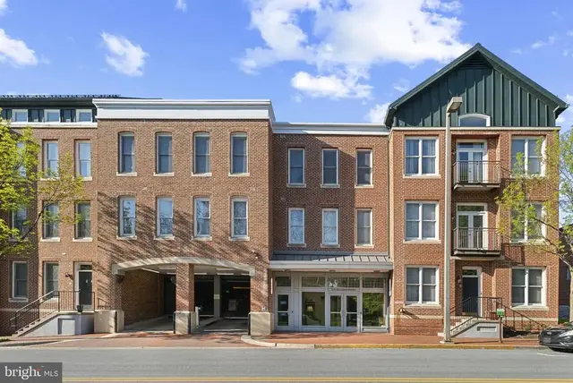 35 E All Saints St #104, Frederick