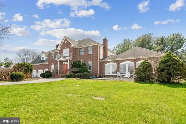 2950 Hobbs Rd, Glenwood
