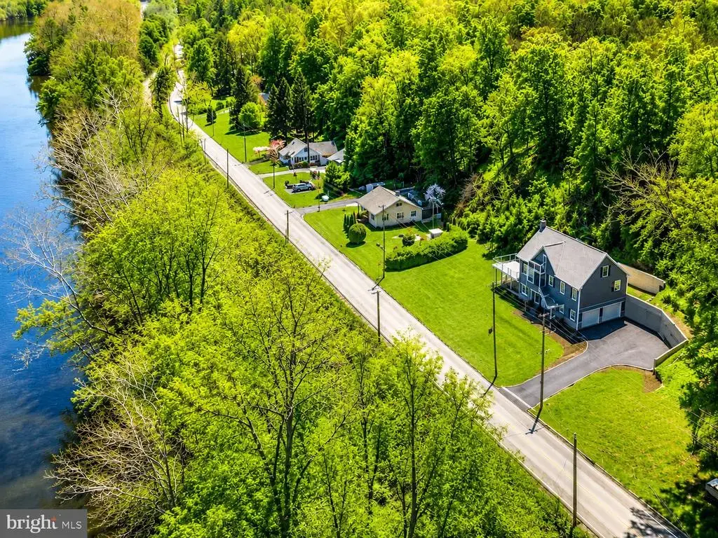 759 River Rd, ERWINNA