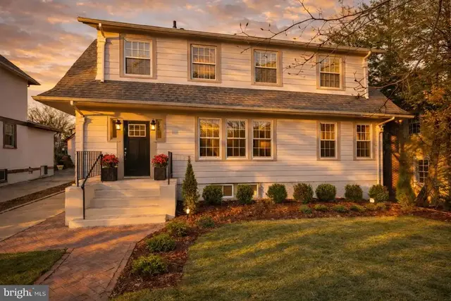 3805 Thornapple St, Chevy Chase