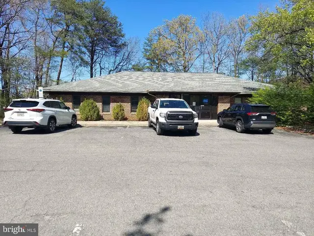 152 Post Office Rd, Waldorf