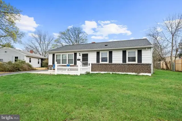 101 N Brownleaf Rd, Newark