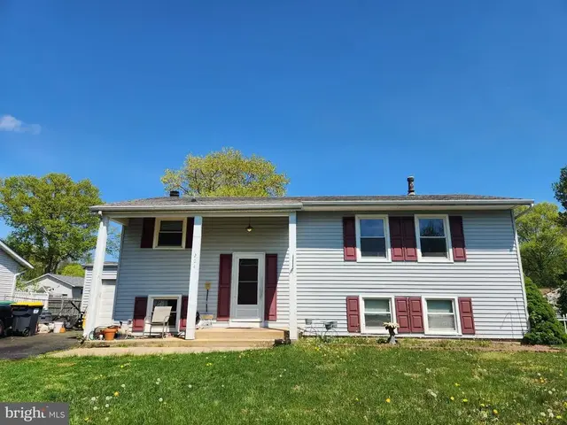 204 Warfield Rd, Newark