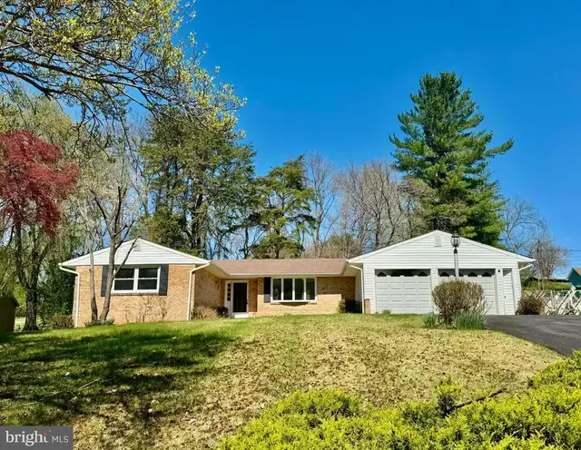 10388 Lombardi Dr, Ellicott City