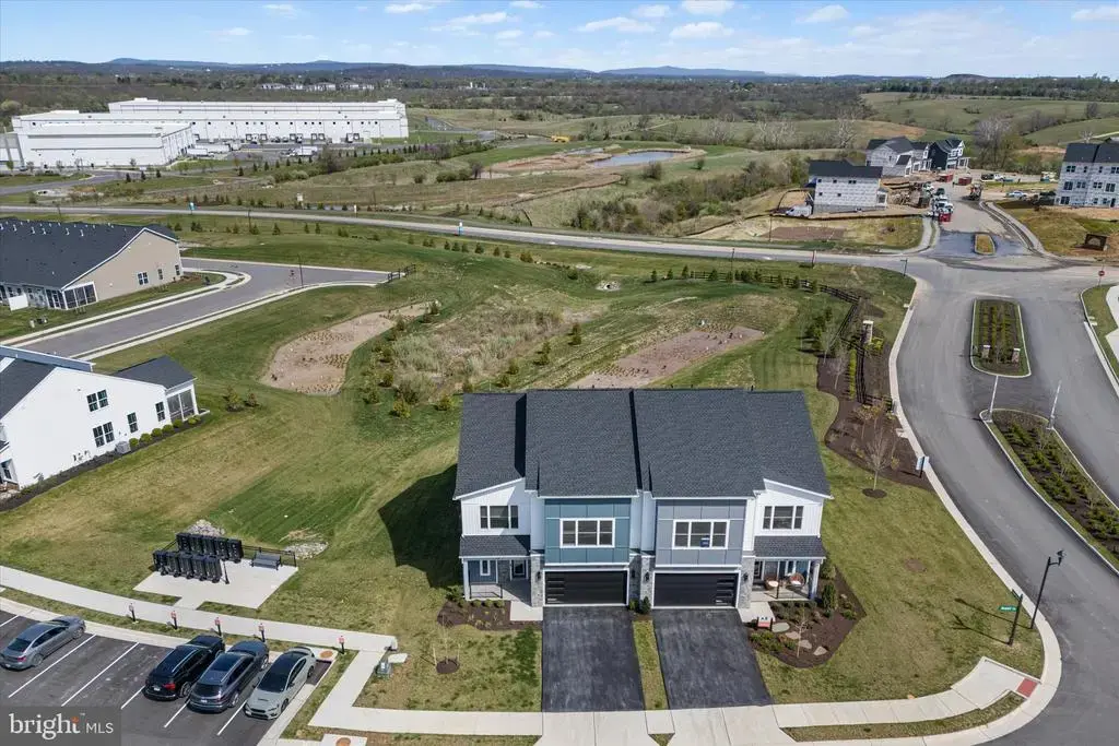 104 Wagtail Ln, WINCHESTER