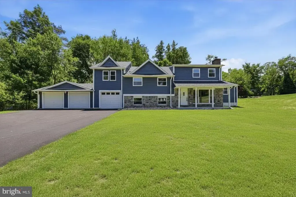 1376 College Hill Dr, CHEYNEY
