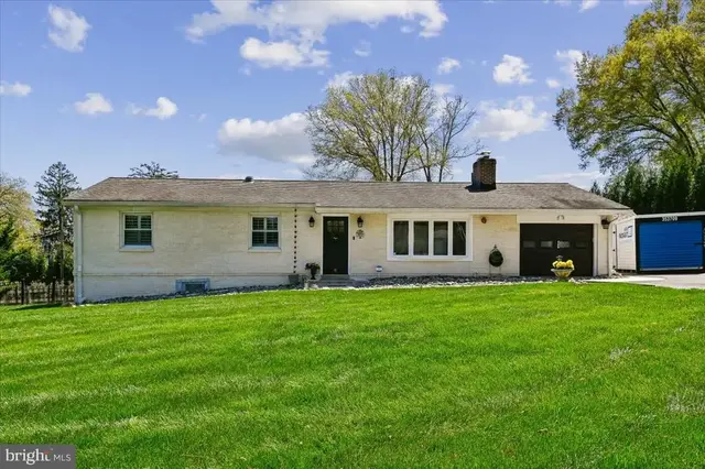 10121 Colonial Dr, Ellicott City