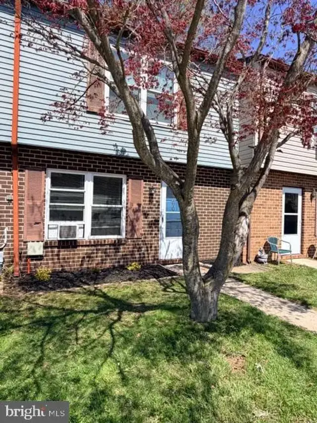760 Johahn Dr, Westminster
