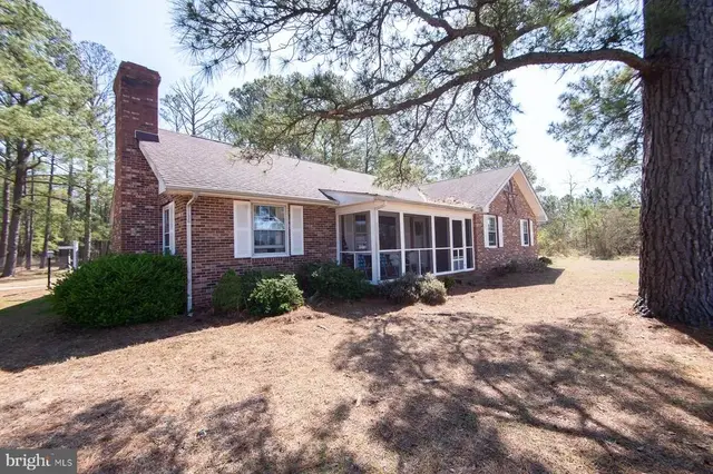 5213 David Greene Rd, Cambridge