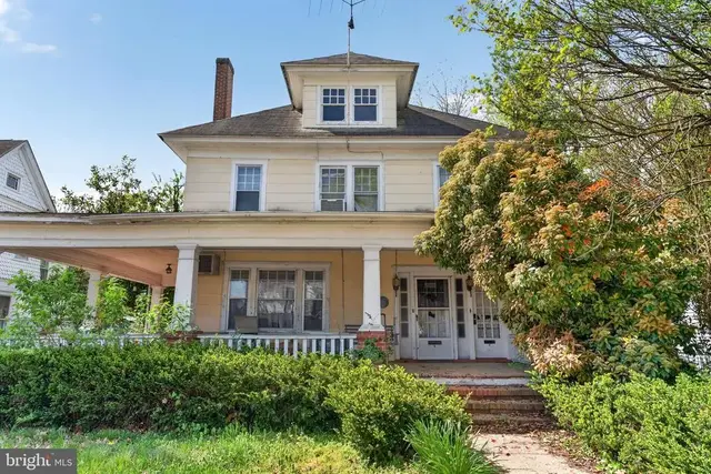 522 Market St, Denton