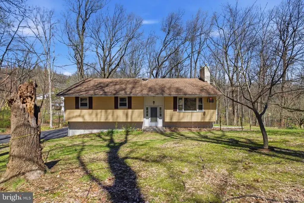2200 Chestnut Rd, COOPERSBURG