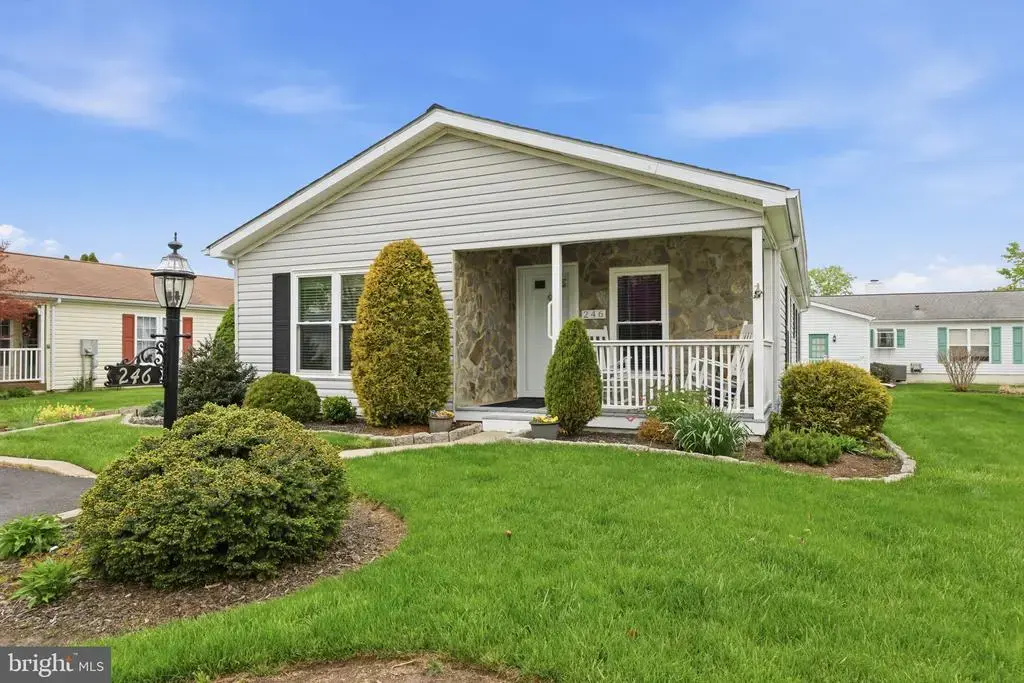246 Thrush Cir, NEW HOPE
