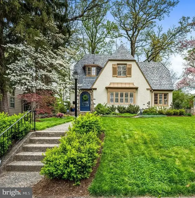 310 Thornhill Rd, Baltimore