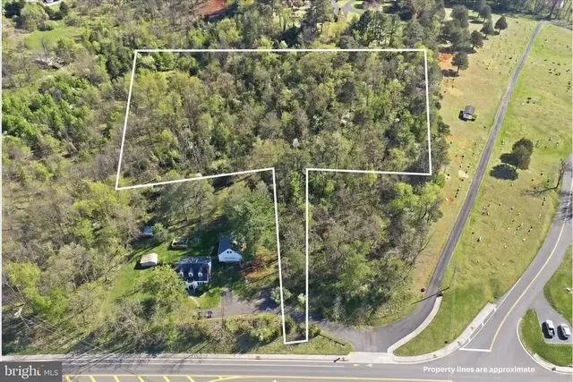 Happy Creek Rd, Front Royal