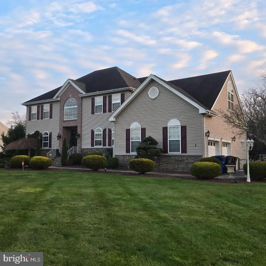 3 Hillfield Ave, COOKSTOWN