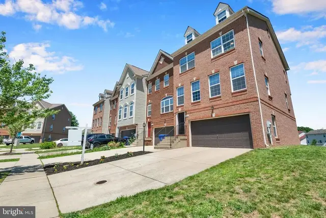 4935 Olympia Pl, Waldorf