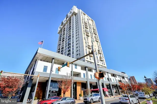 28 Allegheny Ave #1303, Towson