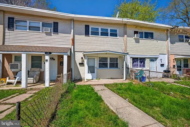 8 Thorn Ct, New Castle