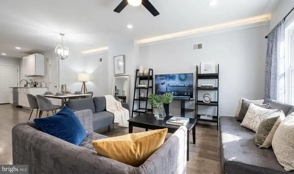 4113 Spring Garden St, PHILADELPHIA