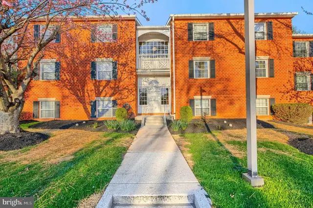 5 Brooking Ct #202, Lutherville Timonium