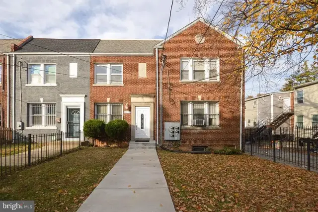 1722 T St Se, Washington
