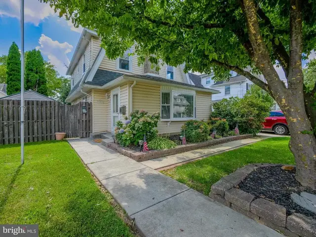 738 Foss Ave, Drexel Hill