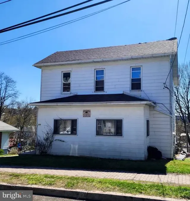 108 Center St, Frostburg