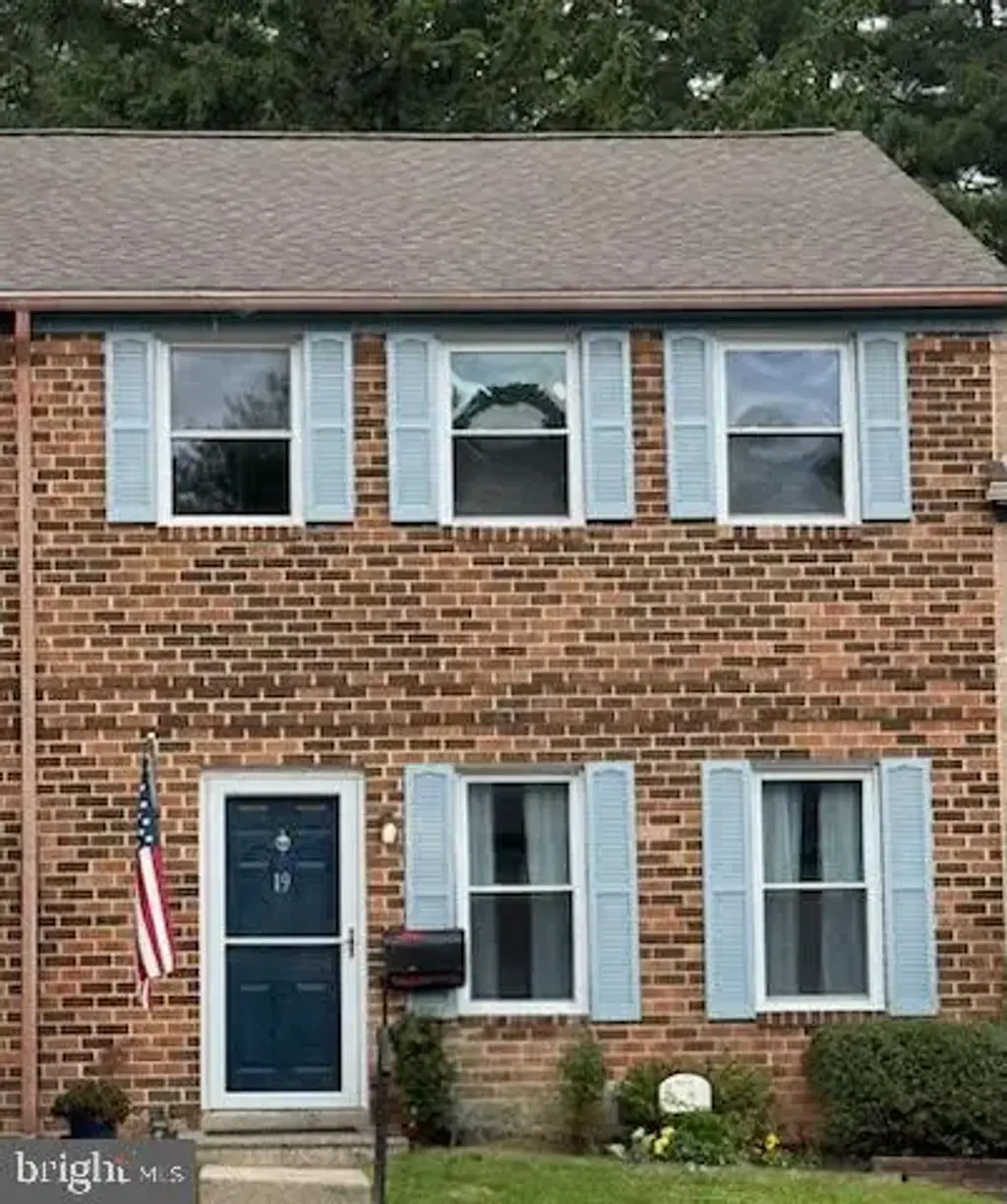 19 Constitution Ave, DOYLESTOWN