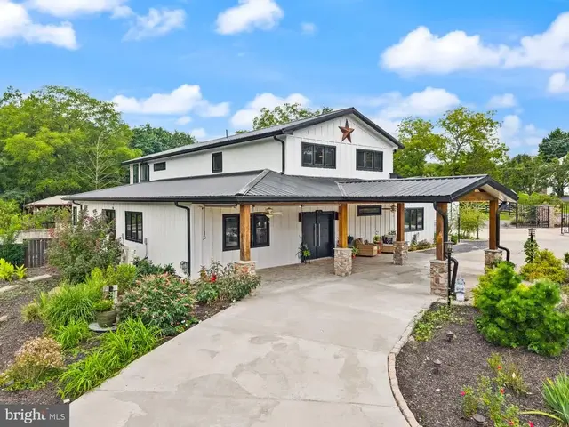 854 Valley Mill Rd, Winchester