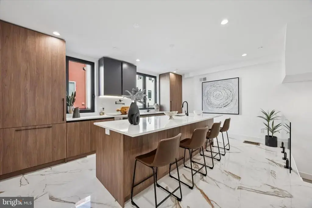 1922 Geary St #8, PHILADELPHIA