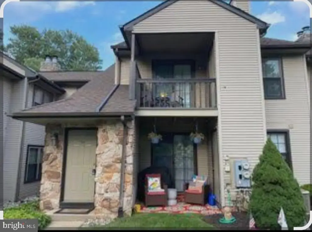 103 Basswood Ct, WARRINGTON