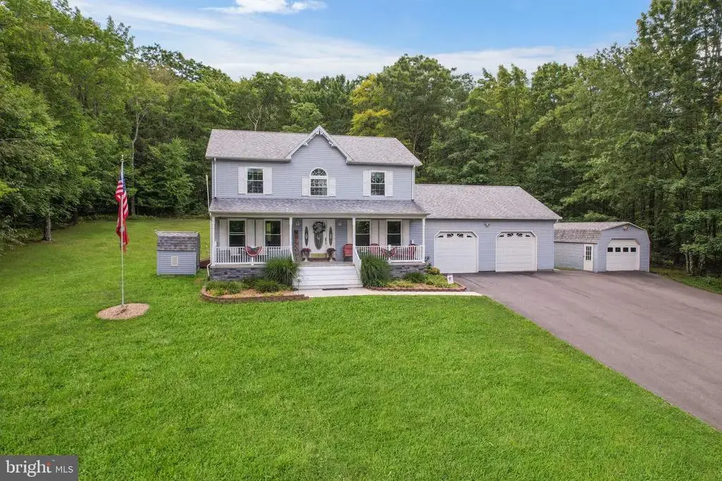 337 Laurel Wood Dr, LONACONING