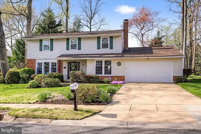 2537 Justin Ln, Wilmington