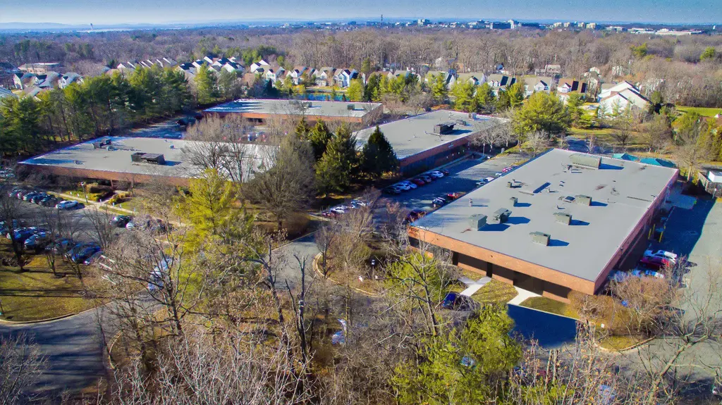 12330 Pinecrest Rd, RESTON