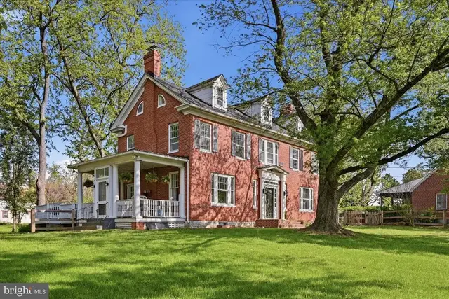 4737 Valley Pike, Stephens City