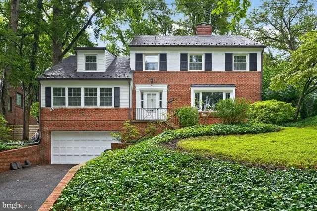 7215 Rollingwood Dr, Chevy Chase