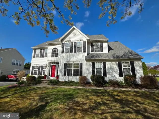 99 Willow Grove Mill Dr, Middletown