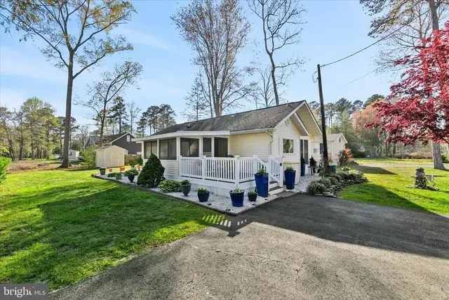 37210 Florida Dr, Frankford