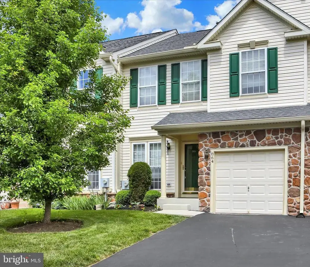 864 Geranium Dr, WARRINGTON