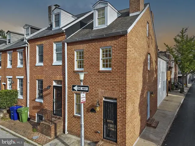 11 E Hamburg St, Baltimore