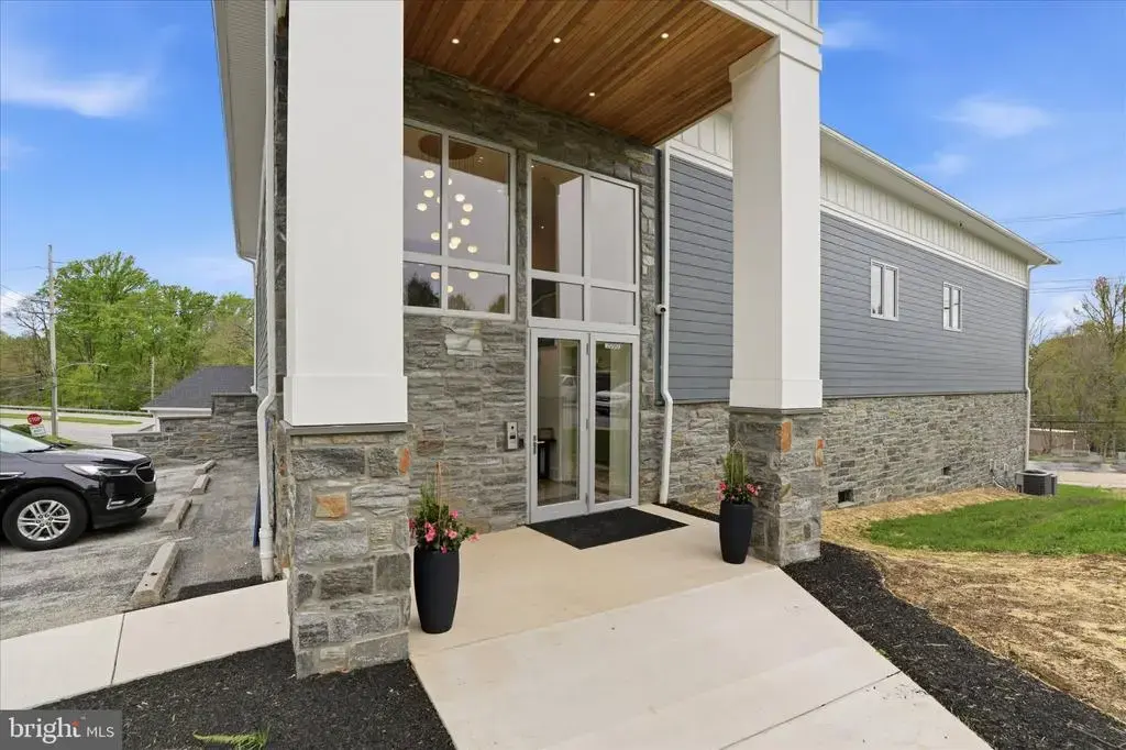 2090 Dutton Mill Rd #200, NEWTOWN SQUARE