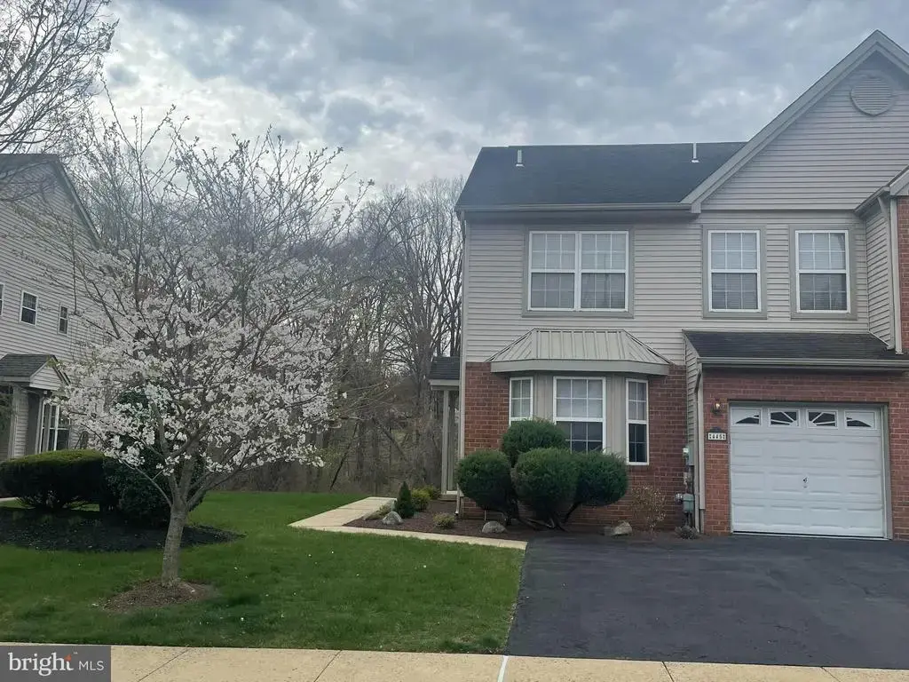 445 Nicholas Dr, SOUTHAMPTON