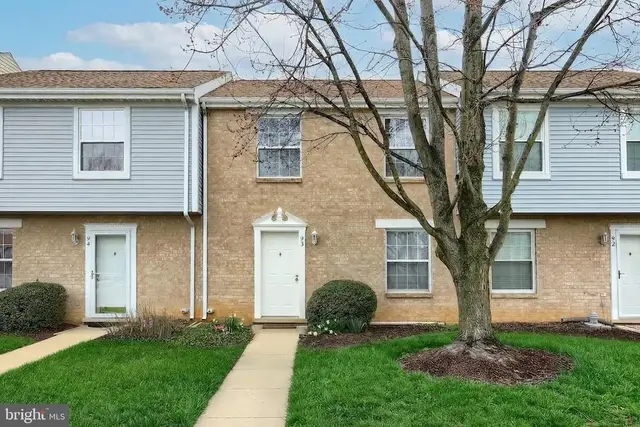93 Lexton Dr #93, York