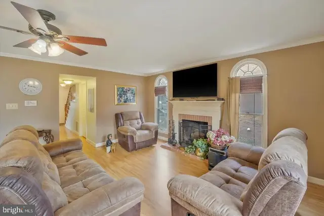 105 Huckleberry Dr, La Plata
