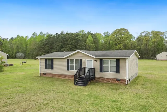 112 Church Hill Rd, Tappahannock