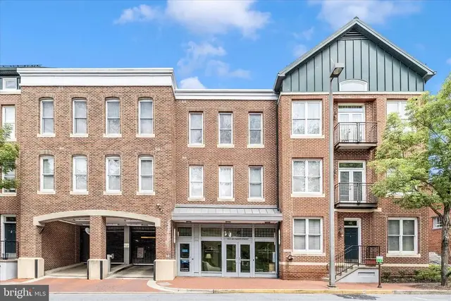 35 E All Saints St #114, Frederick