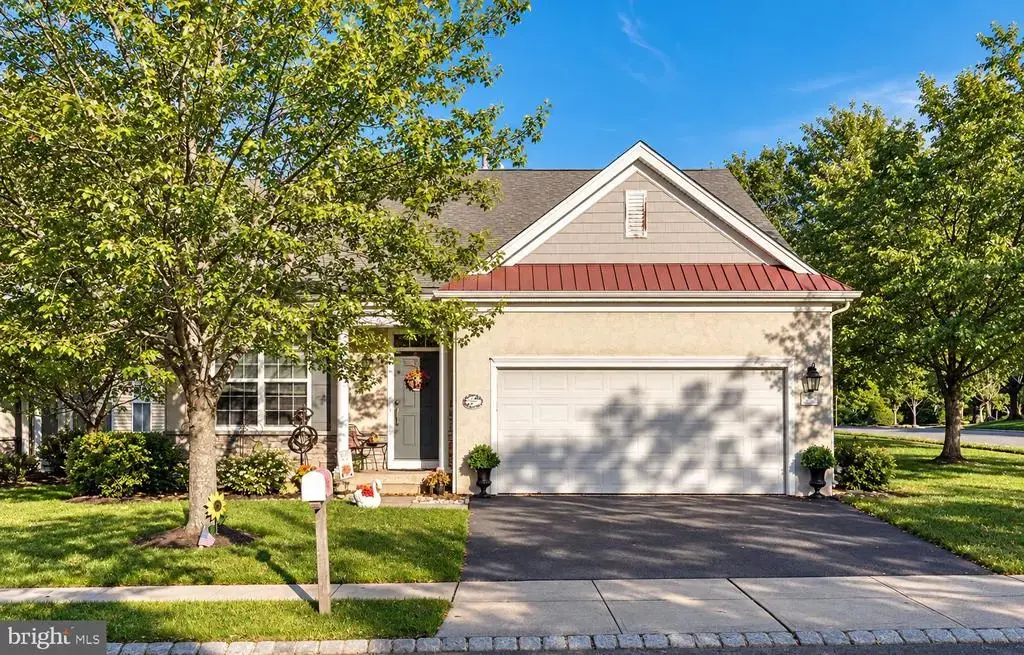 2 Mayport Ln, BARNEGAT