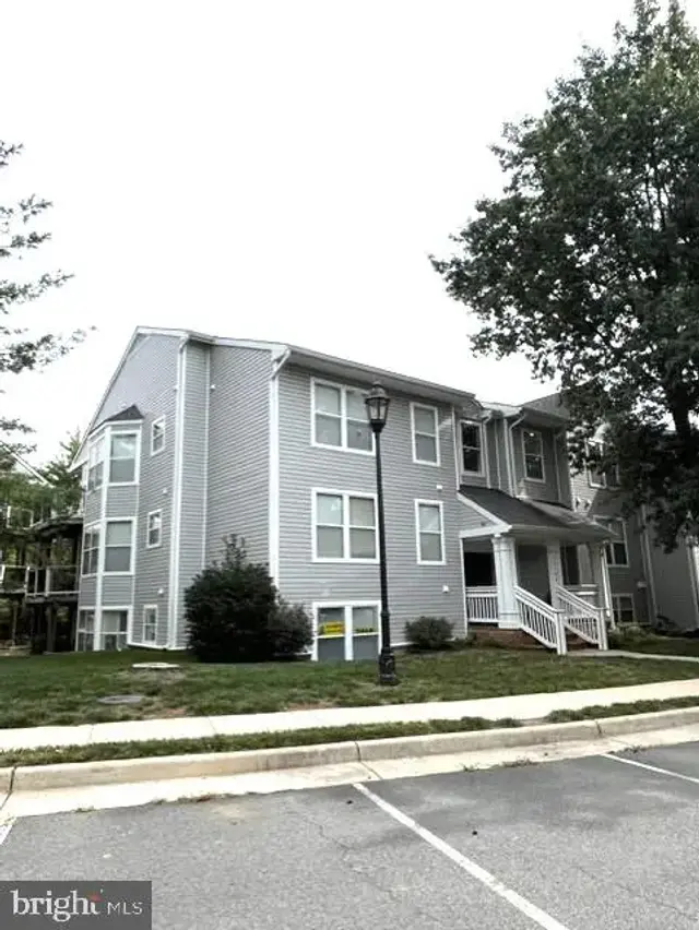44104 Natalie Ter #101, Ashburn